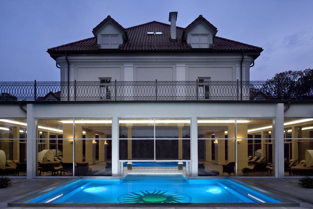 Palac Zelechow Spa & Wellness المظهر الخارجي الصورة