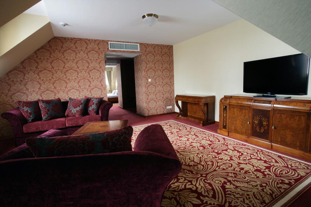 Palac Zelechow Spa & Wellness الغرفة الصورة