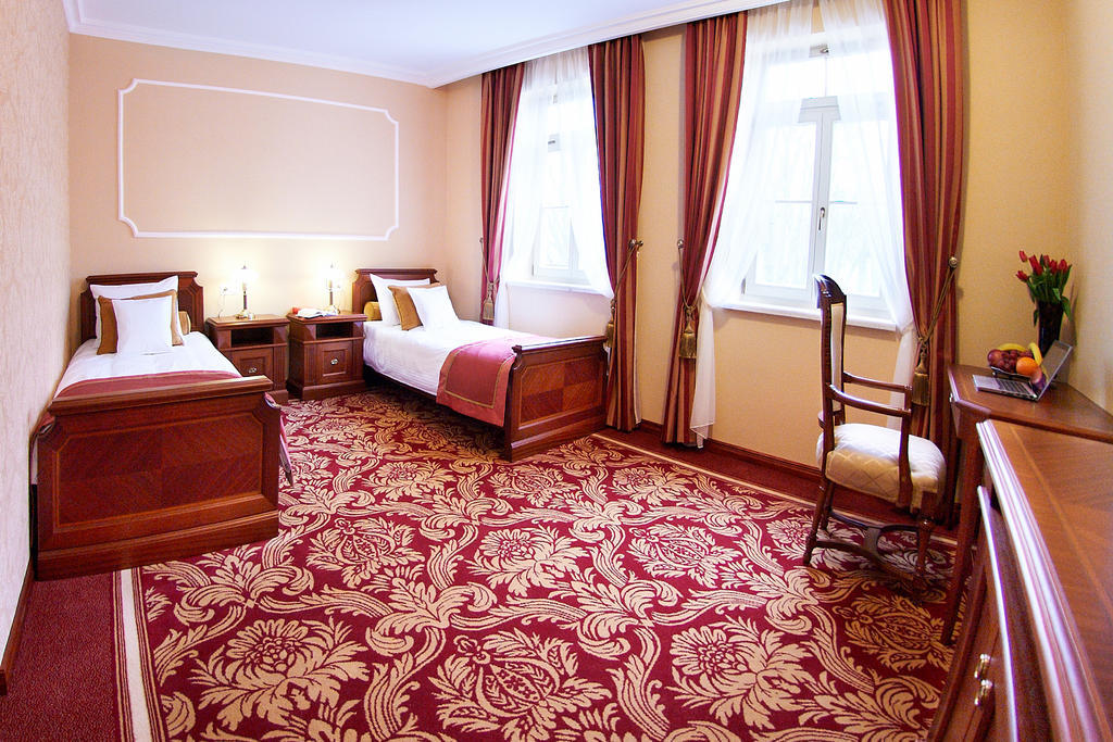 Palac Zelechow Spa & Wellness الغرفة الصورة