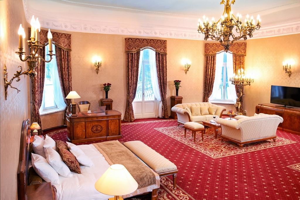 Palac Zelechow Spa & Wellness المظهر الخارجي الصورة